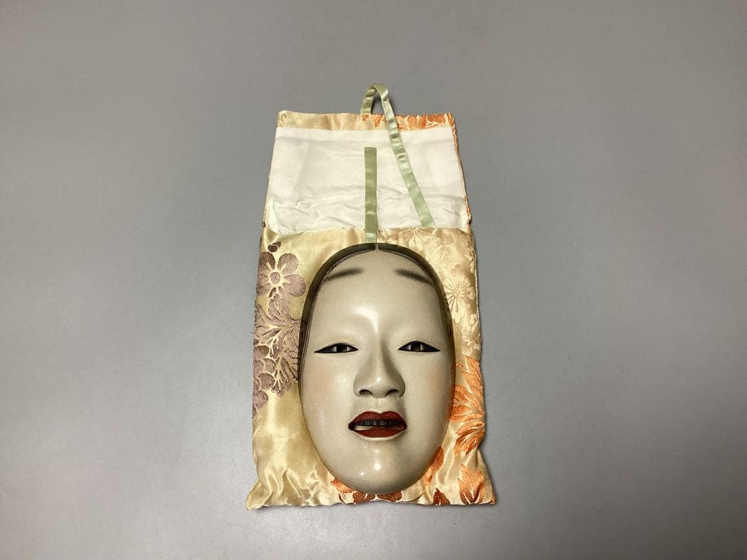 委託品　能面　能面師『堀安右衛門』作　増女　共箱　売り切り